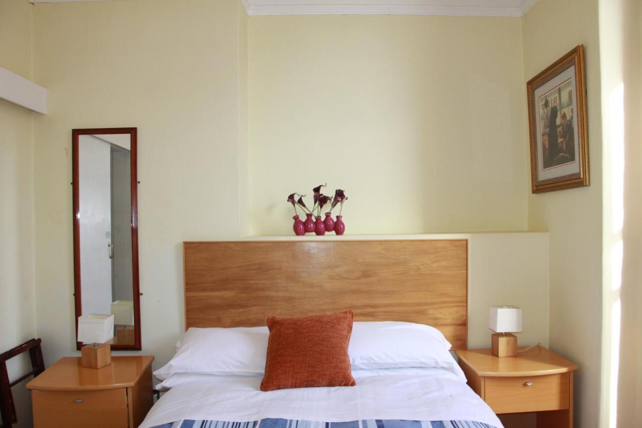 Hotel Ambassador 3*