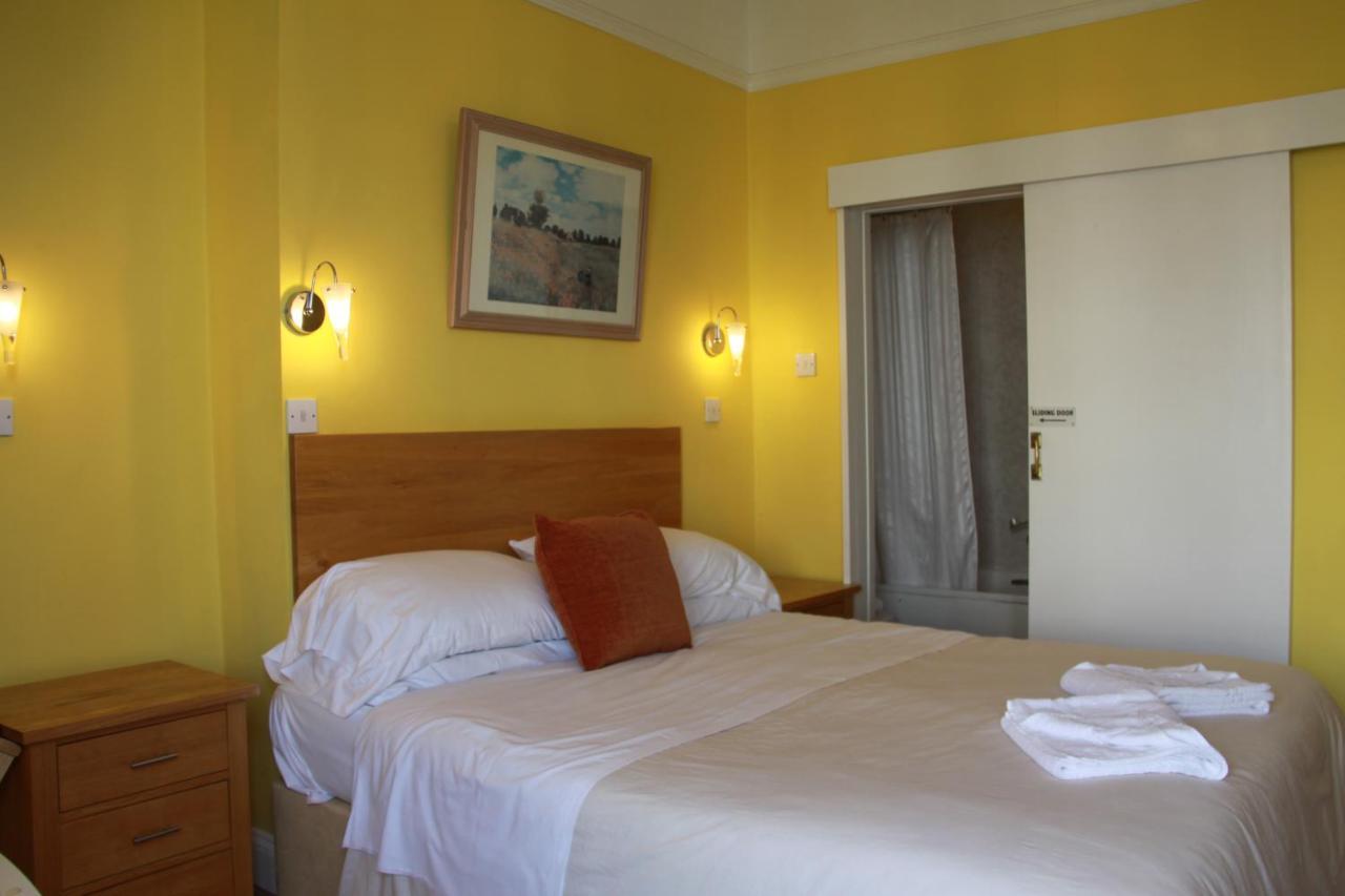 Hotel Ambassador 3*