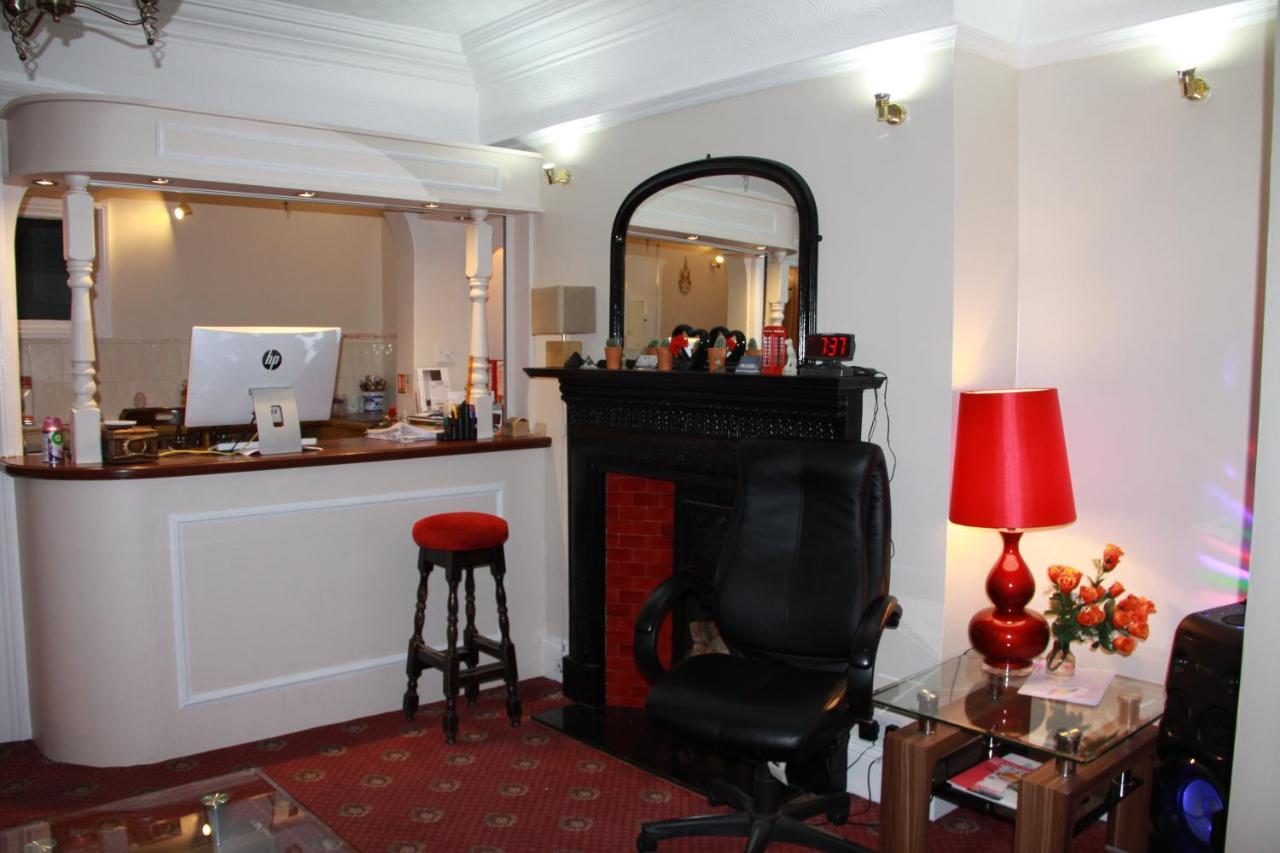 Hotel Ambassador