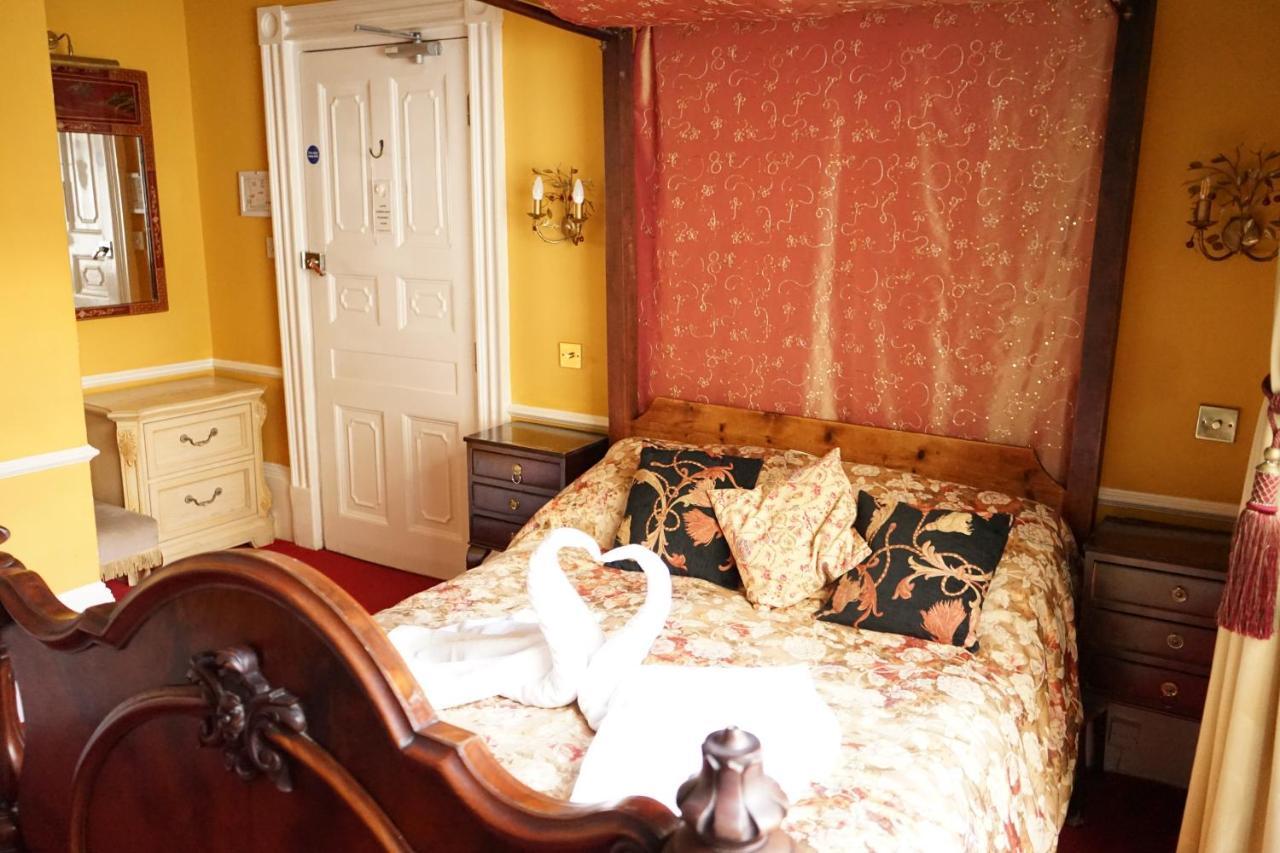 Regency 3*