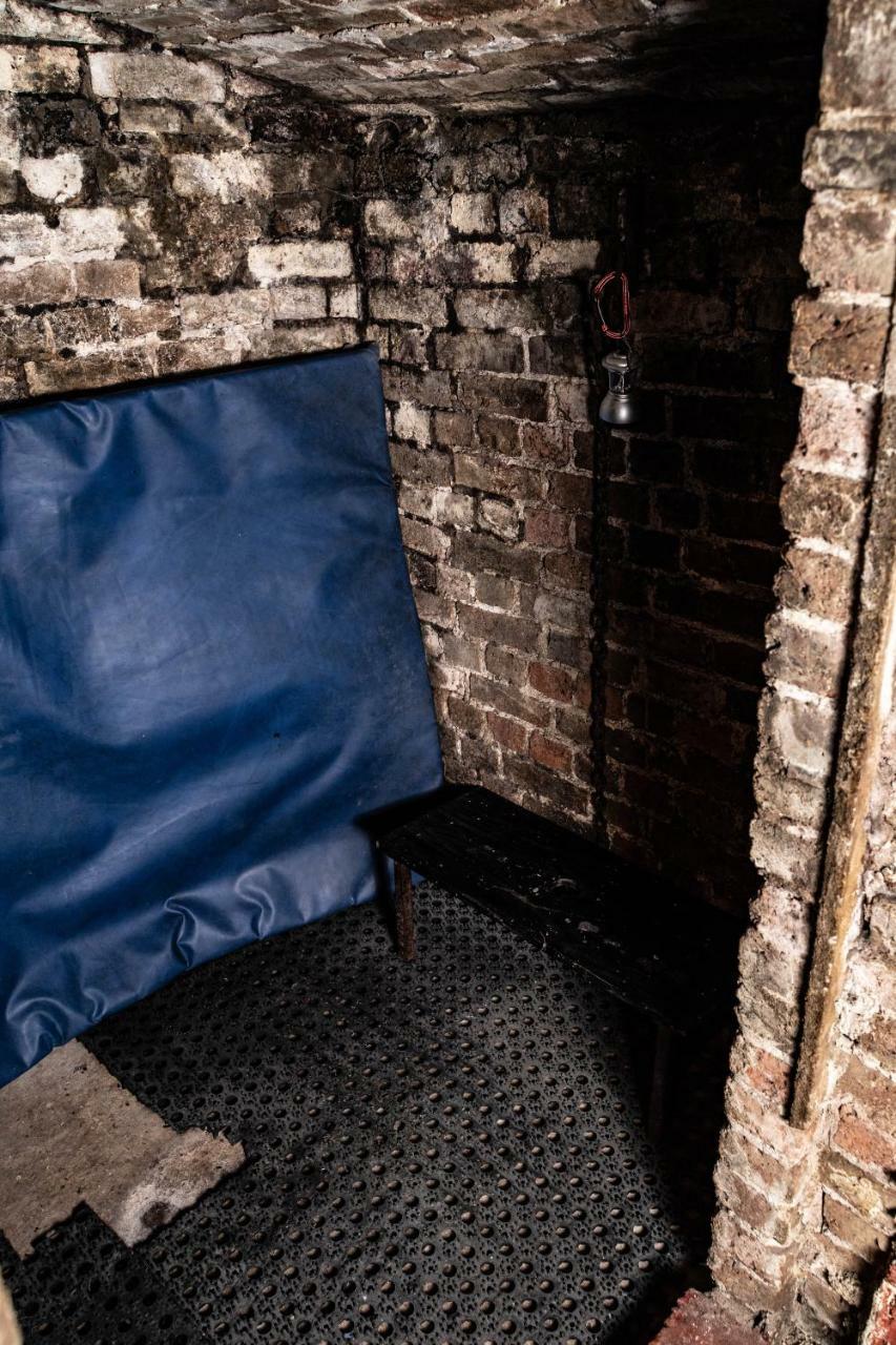 Erotic Boudoir Apartment