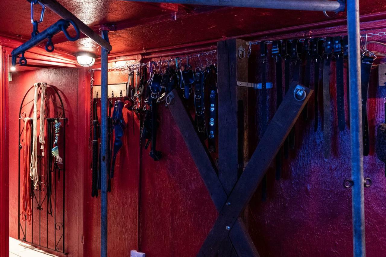 Erotic Boudoir * Brighton