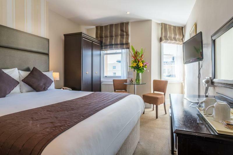 The Hotel Brighton