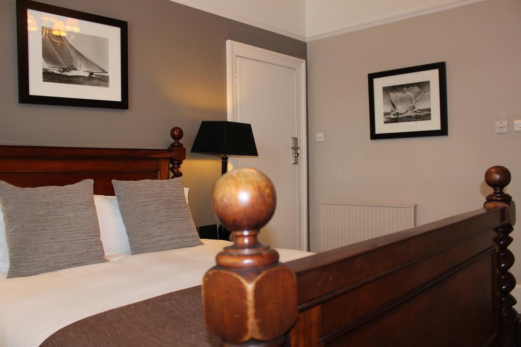 Townhouse 4*