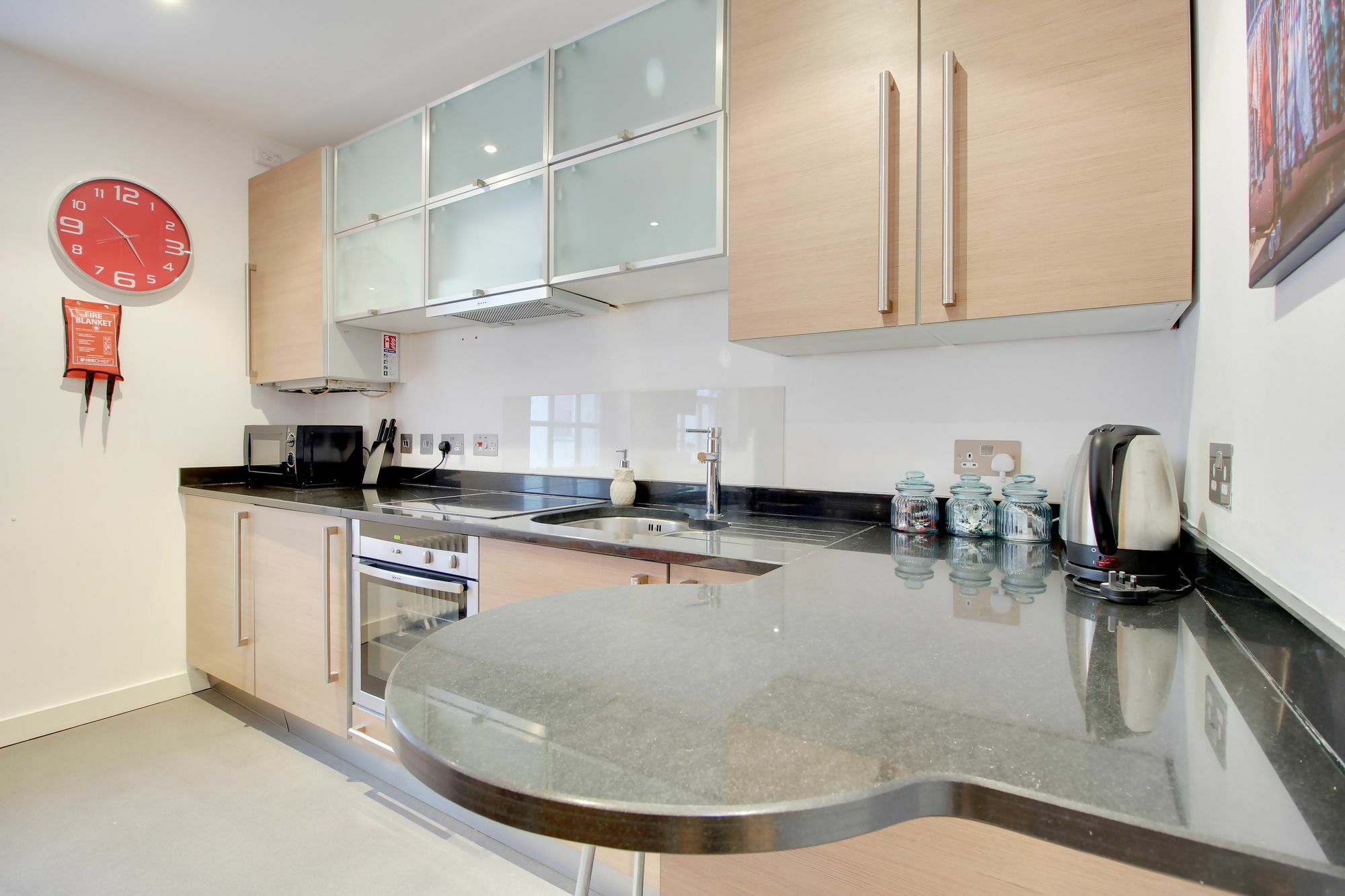 Majestic Mews Apartment With Free Parking - By My Getaways * Brighton