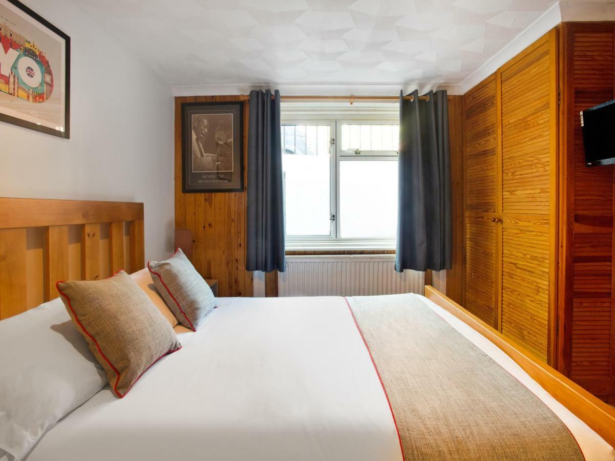 Oyo Avalon Lifestyle 3*