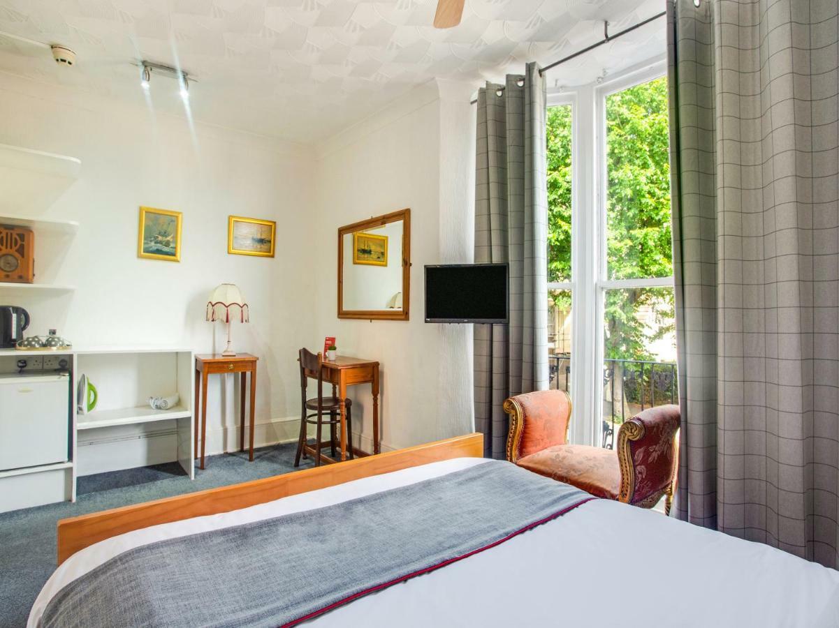 Bed & Breakfast Oyo Avalon Lifestyle 3*
