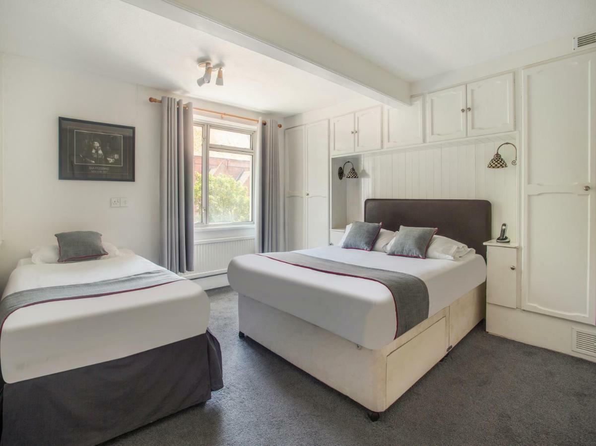 Oyo Avalon Lifestyle 3*