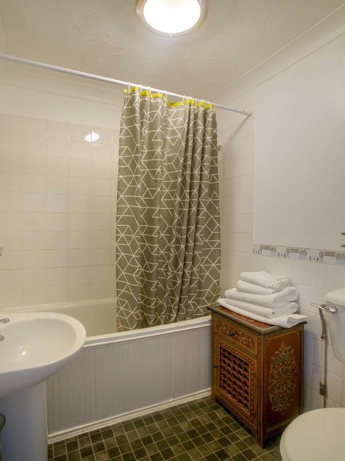 Oyo Avalon Lifestyle Bed & Breakfast 3*