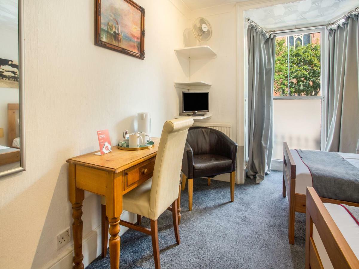 Oyo Avalon Lifestyle Brighton