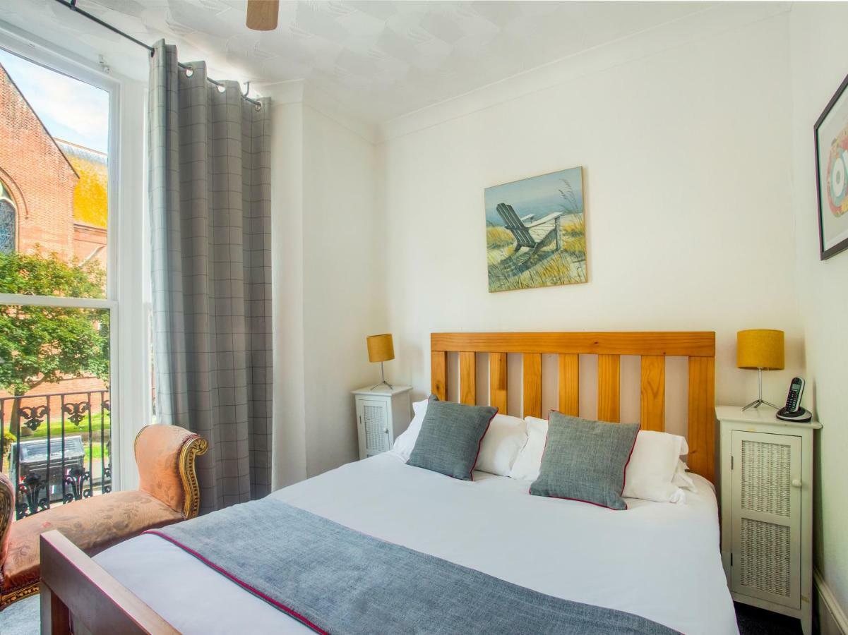 Oyo Avalon Lifestyle 3*