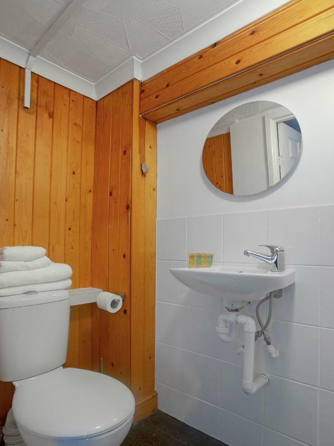 Bed & Breakfast Oyo Avalon Lifestyle Brighton