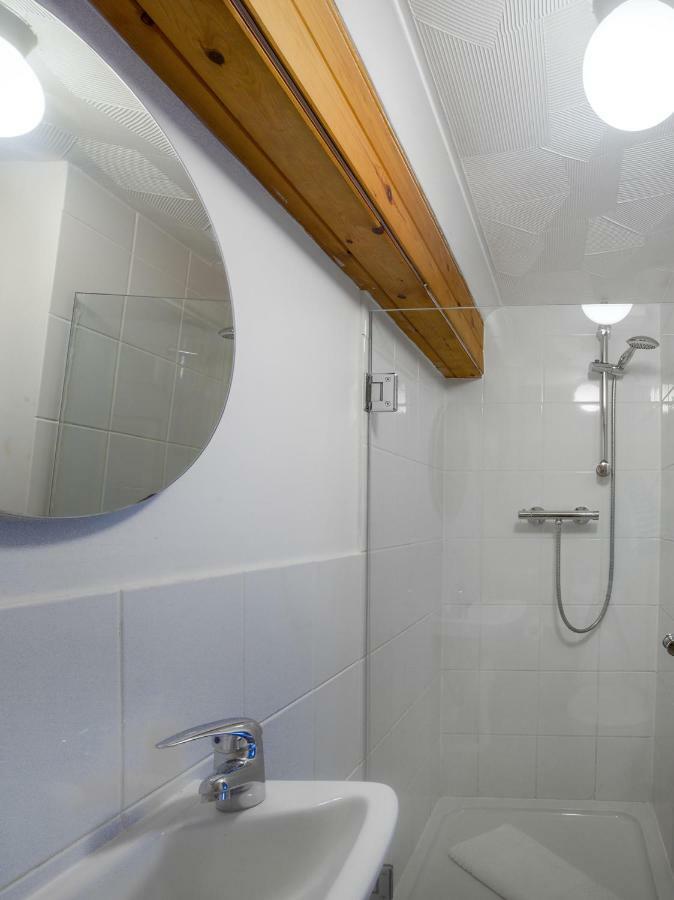 Oyo Avalon Lifestyle Bed & Breakfast 3*