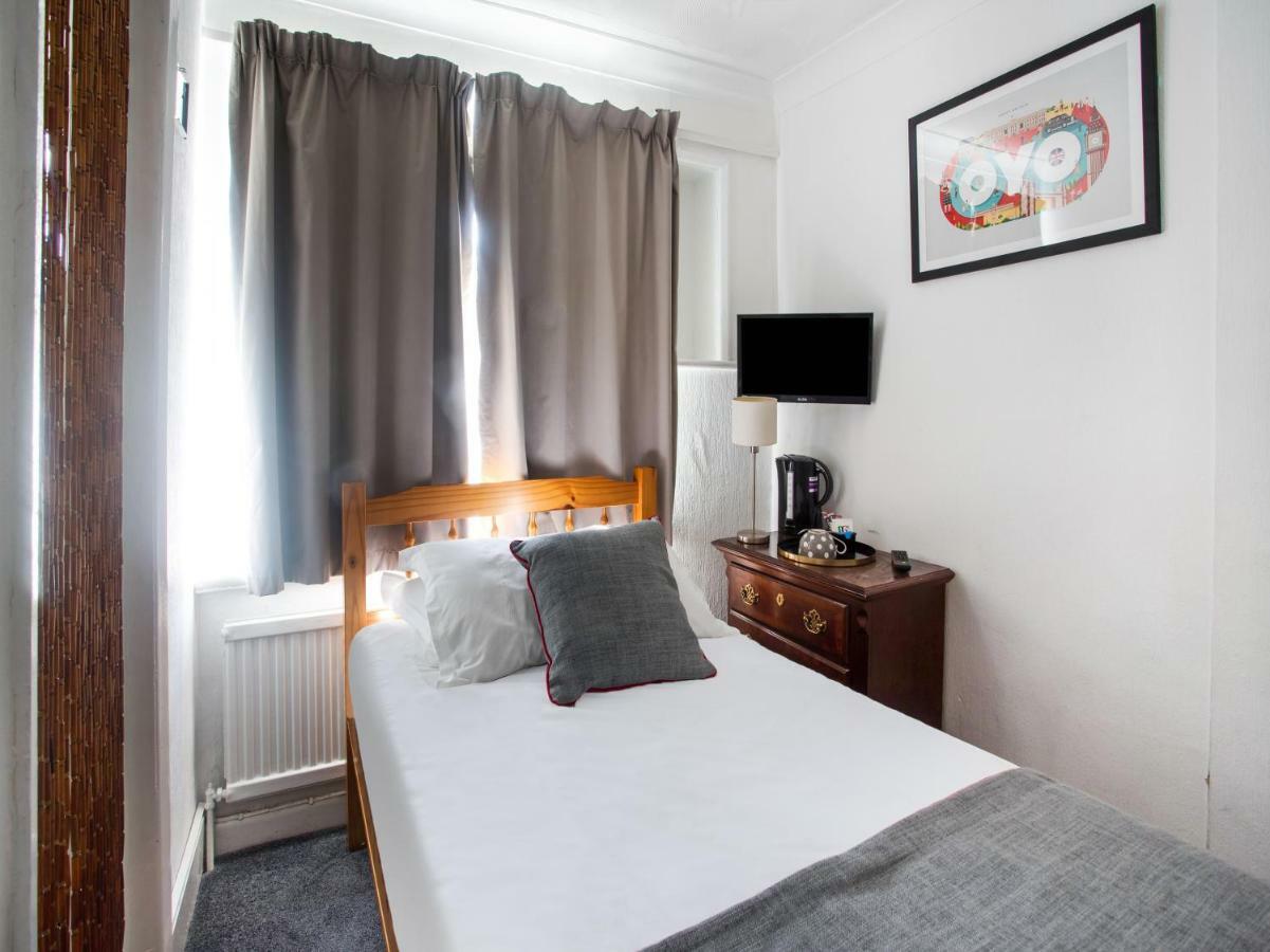 Oyo Avalon Lifestyle 3*