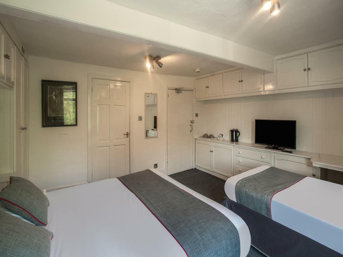 Oyo Avalon Lifestyle 3*