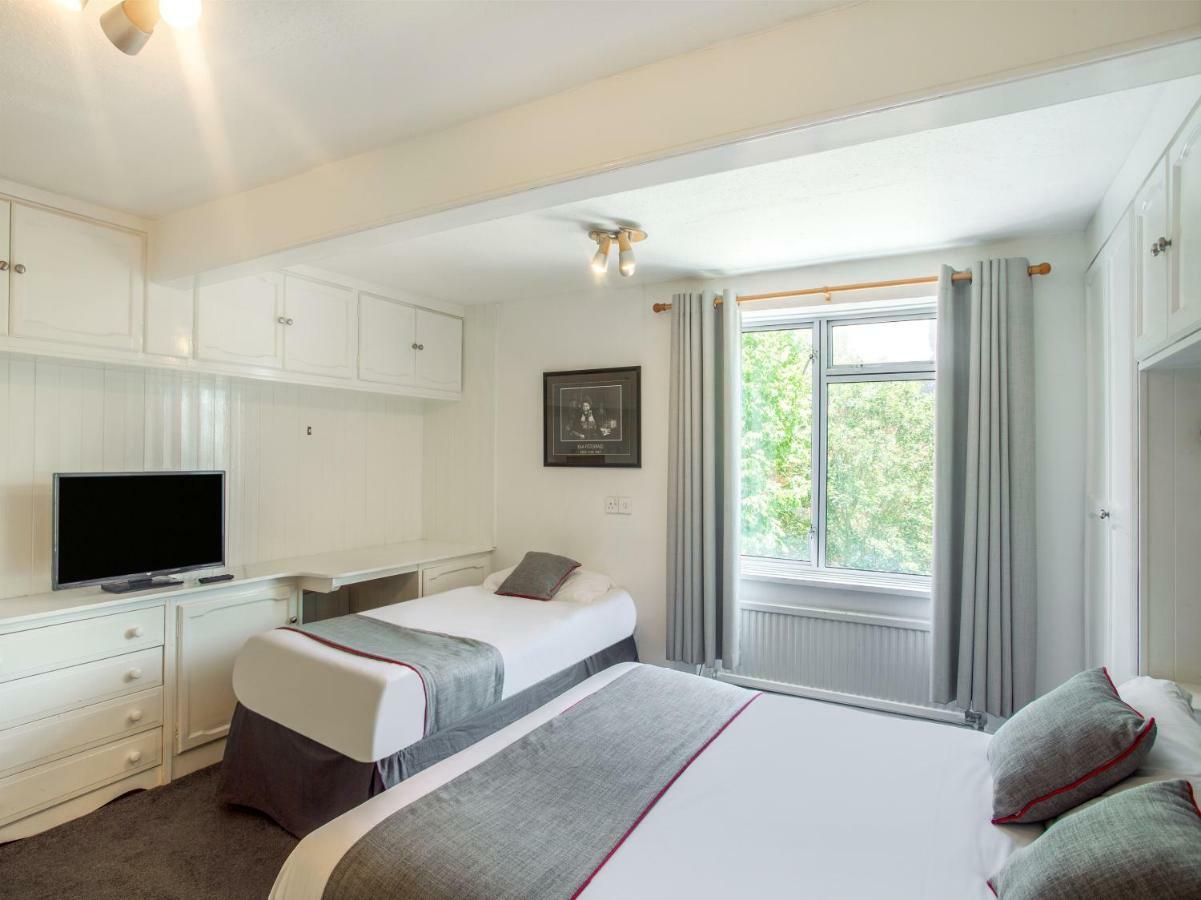 Bed & Breakfast Oyo Avalon Lifestyle