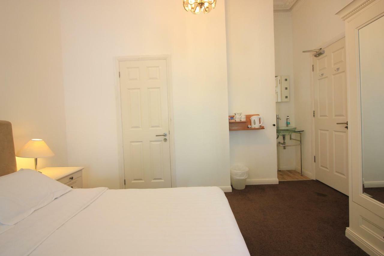Seafield House 4* Brighton