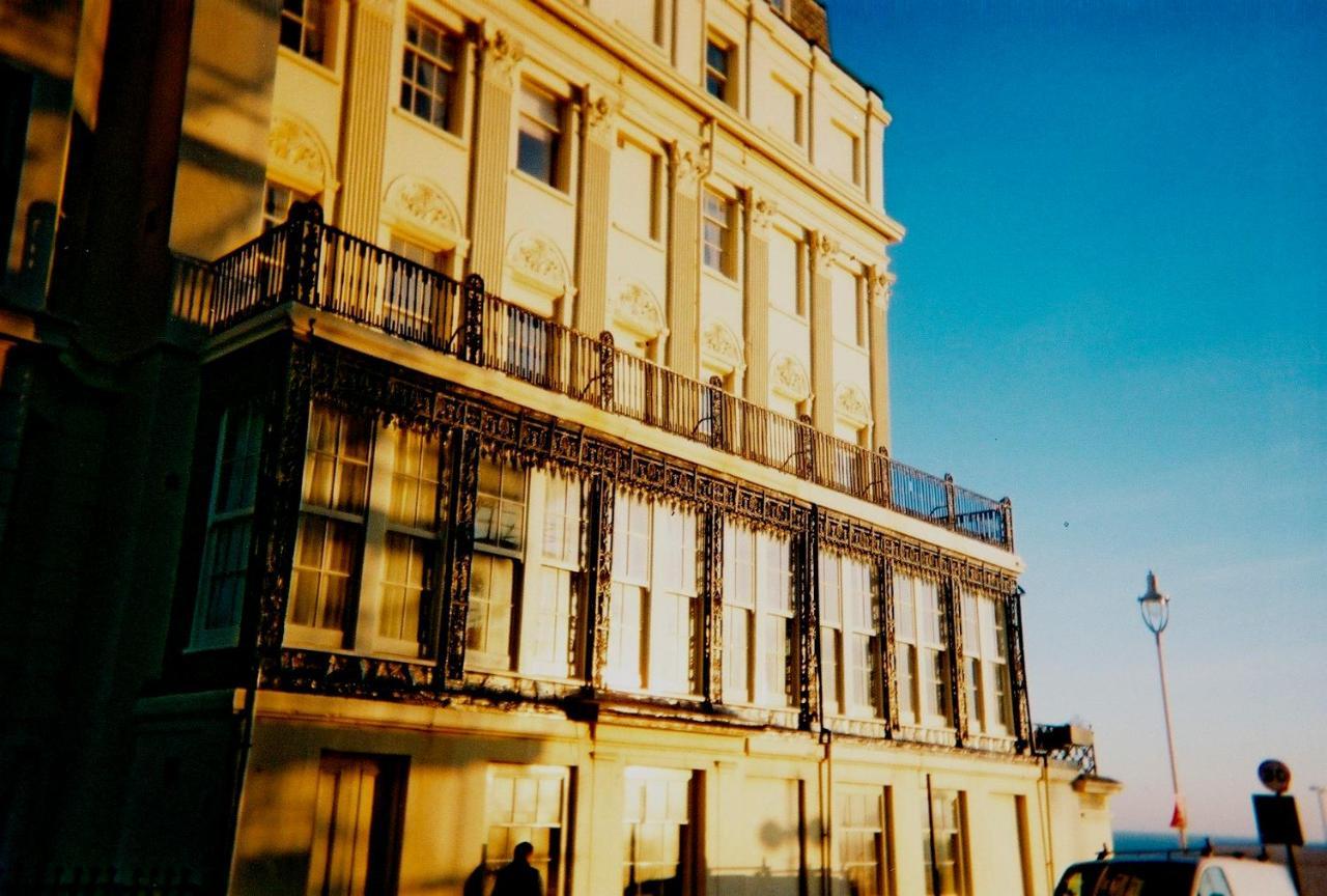 Baggies Backpackers Brighton