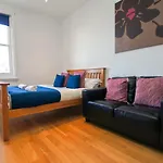 Cambridge Road Studio - By Brighton Holiday Lets