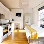 Light And Spacious Brunswick By The Sea