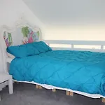 Chic Apartment In The Heart Of Brighton Marina