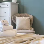 Host & Stay - Round Hill Apartment