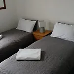 Comfort Stay Sussex 5-Bed