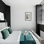 Brighton Botanic 2Br Retreat By The Beach