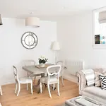 The Mews Central Brighton Townhouse