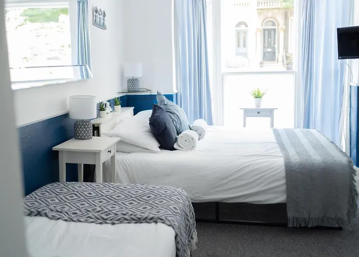 Ocean Breeze Rooms