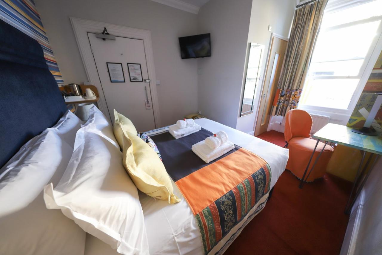 Innit Cavalaire 4* Brighton
