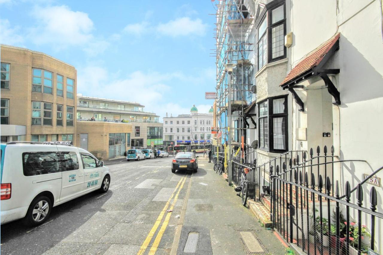 Apartment 2 Bedroom - Queens Square Flat 1 Brighton