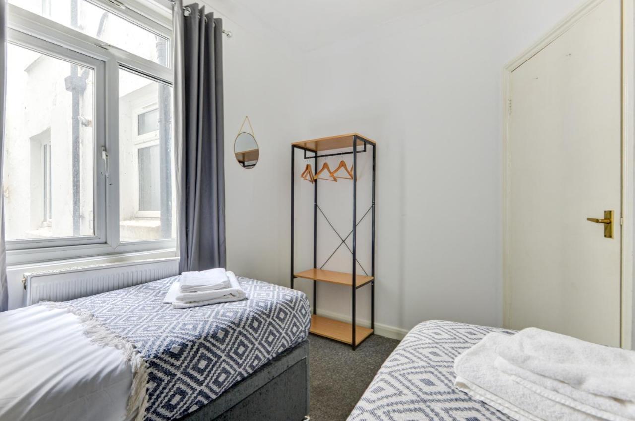 2 Bedroom - Queens Square Flat 1 Apartment Brighton