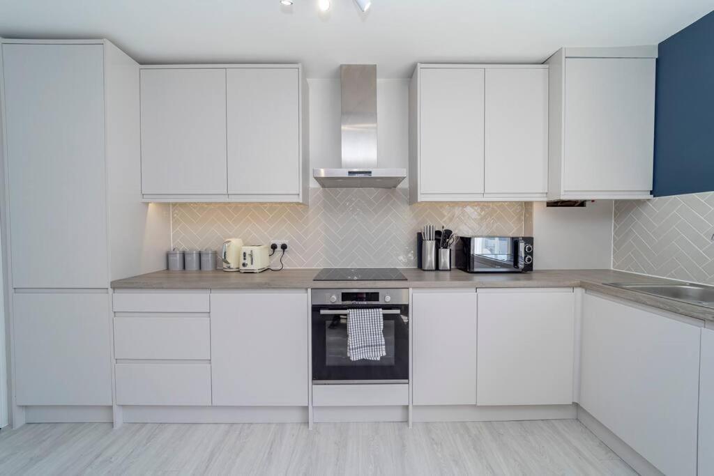 Flash Sale Kemptown 2 Bedroom Flat Bn236stg06 Apartment *