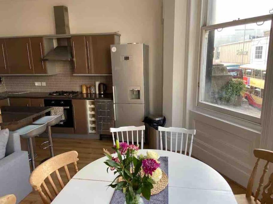Apartment Great Central By The Sea