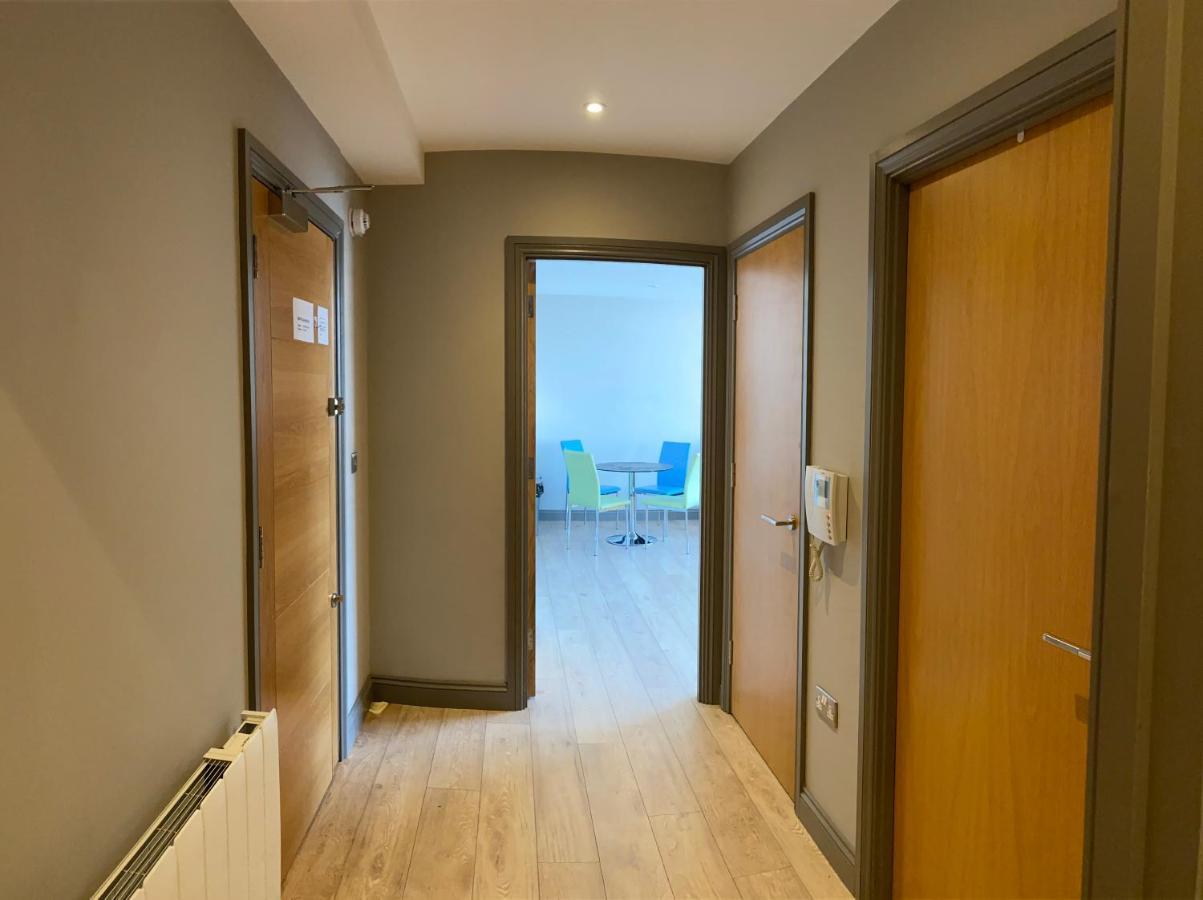 A Spacious 1 Bedroom Gem