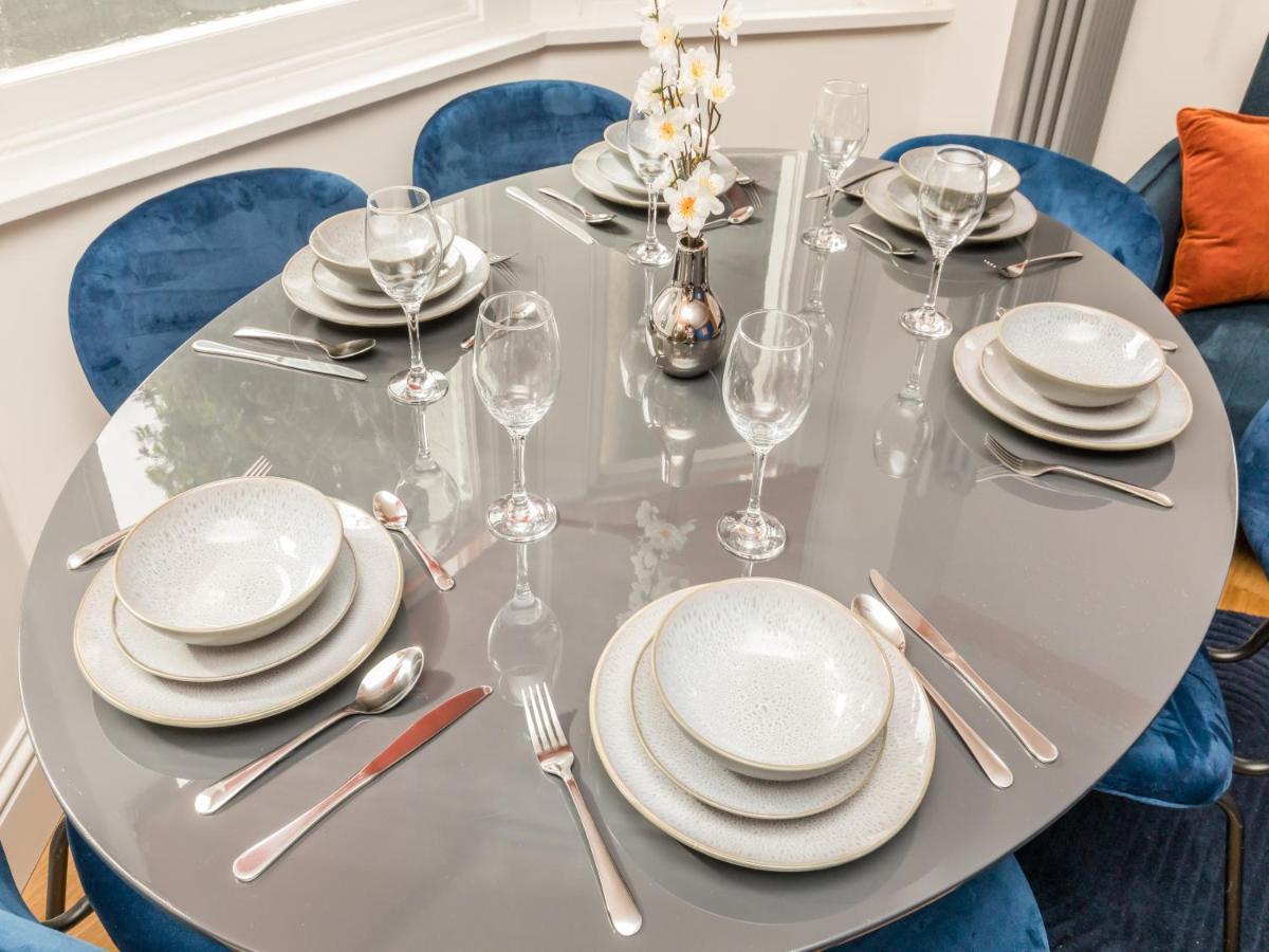 Stylish 2-bedroom Flat With Patio And Garden