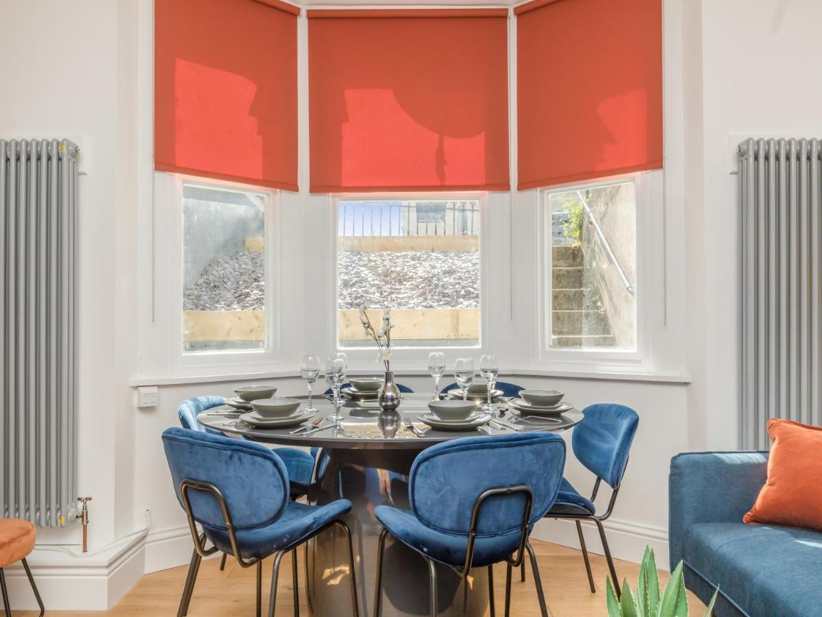 Stylish 2-bedroom Flat With Patio And Garden *