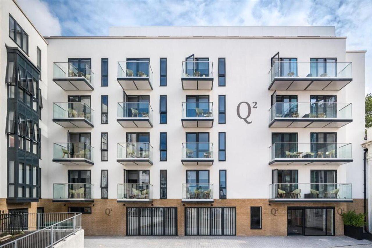 Q Square By Supercity Brighton