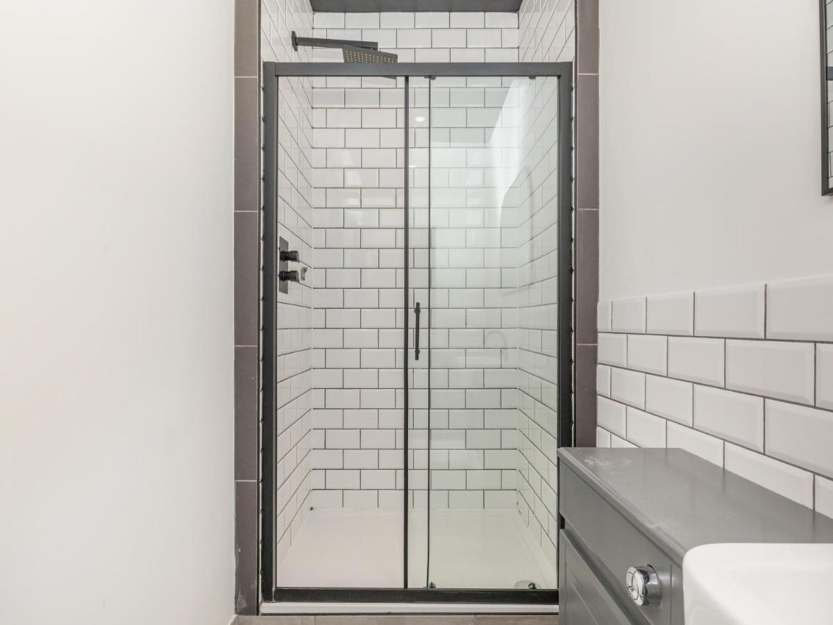 Stylish 2-bedroom Flat With Patio And Garden Apartment Brighton