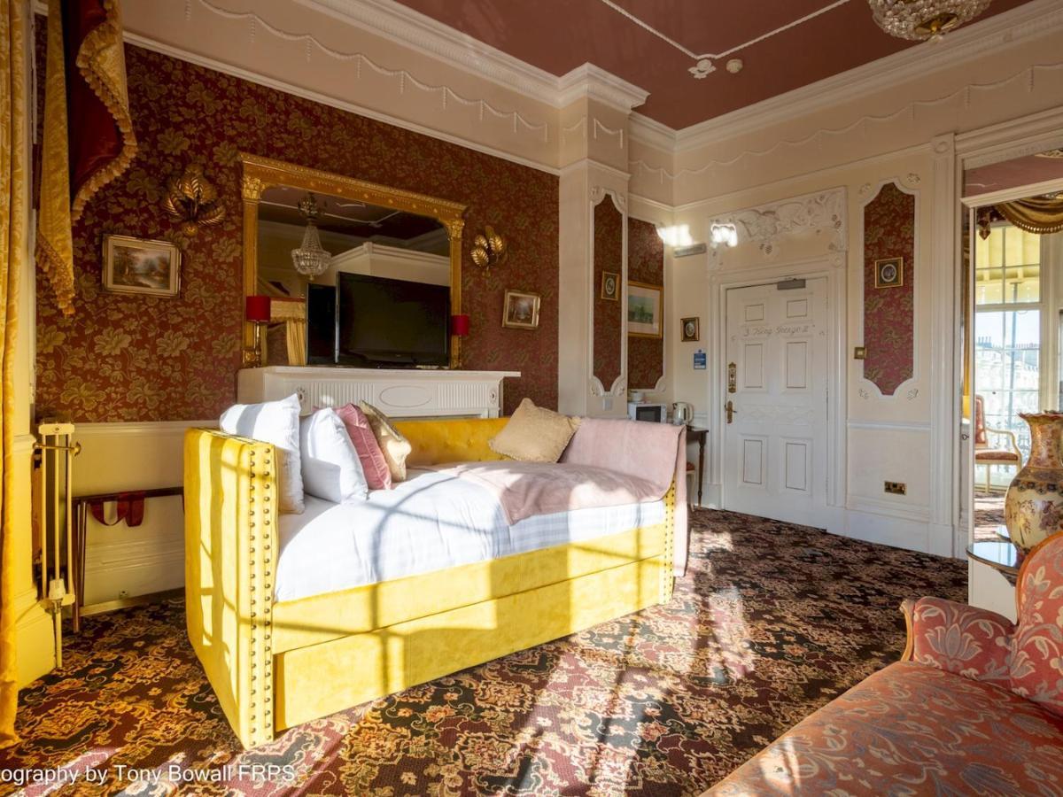 Pass The Keys The Fabulous King George Apartment