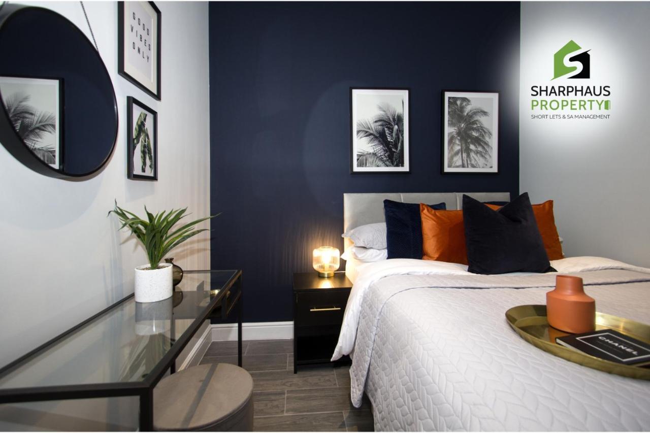 Hidden 2-bed Oasis With Courtyard Garden By Sharphaus Short Lets & Serviced Management * Brighton
