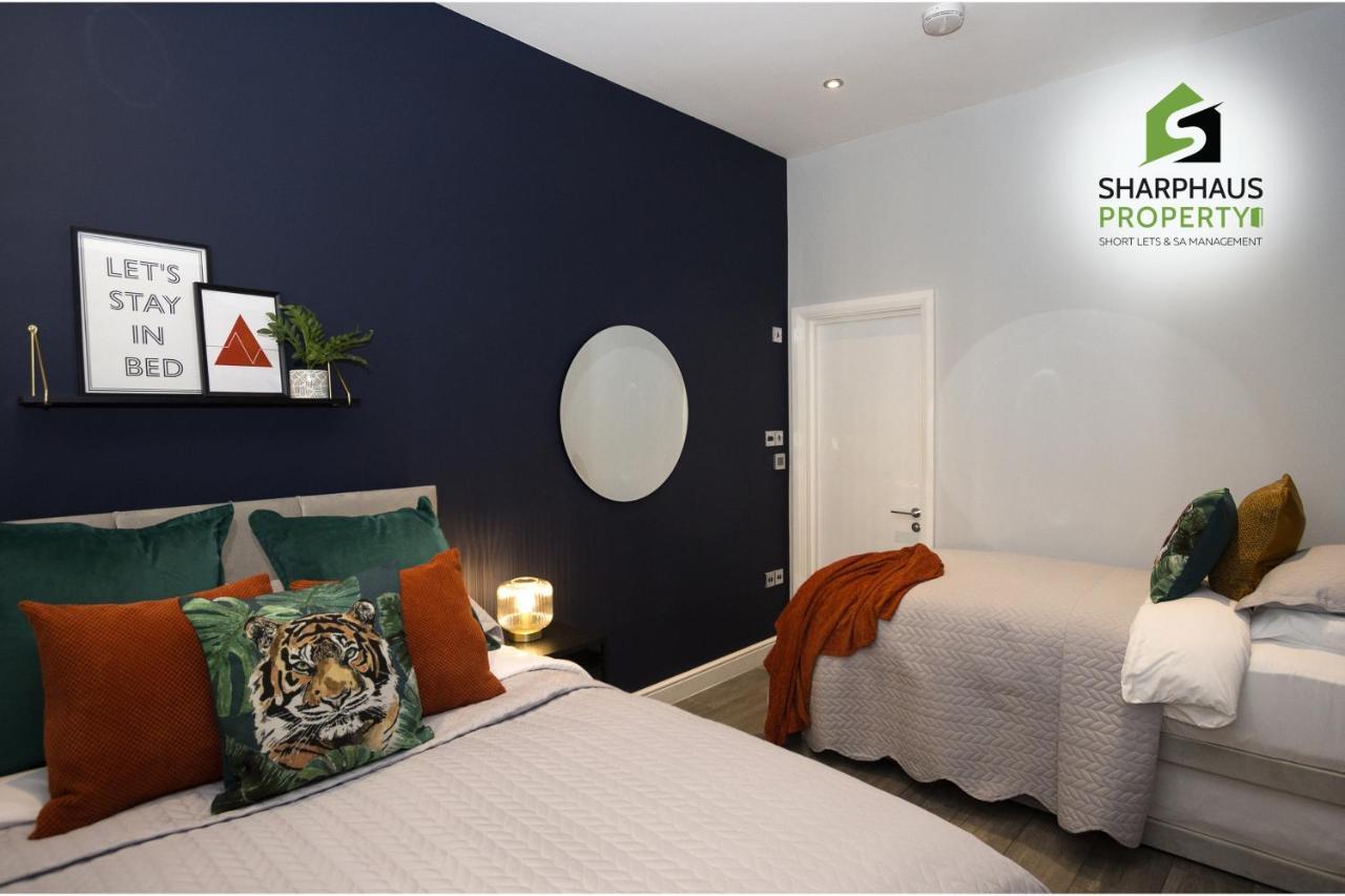 Hidden 2-bed Oasis With Courtyard Garden By Sharphaus Short Lets & Serviced Management * Brighton