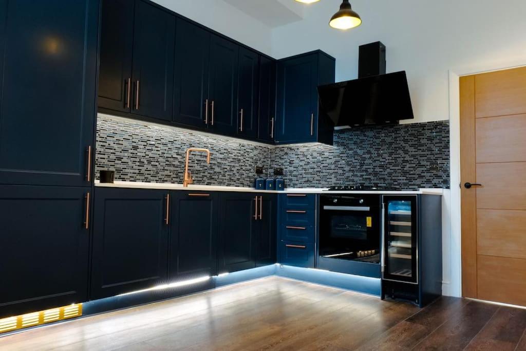 Hyacinth - Luxury Kemptown, *
