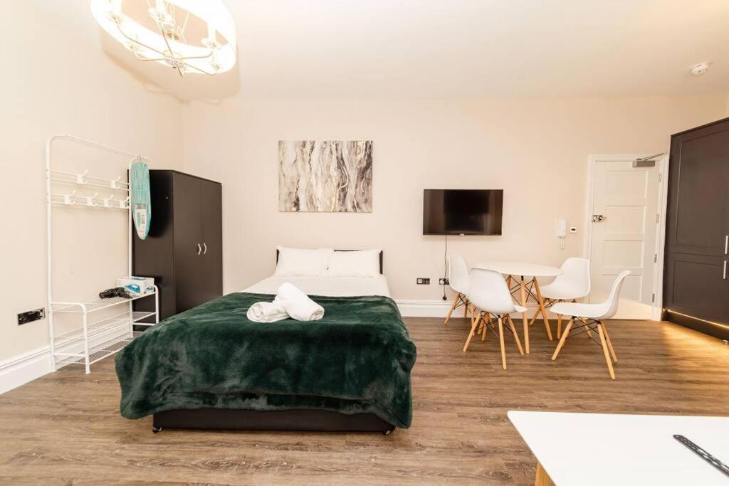 Apartment Flash Sale Centre Bn145wes05 Brighton