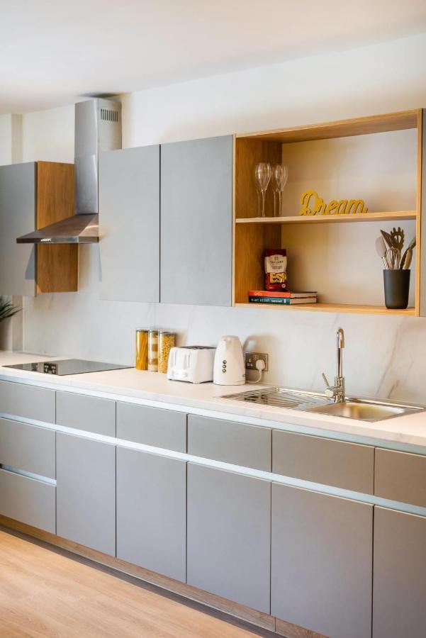 Hillfort House: Modern With Shared Kitchen In Brighton