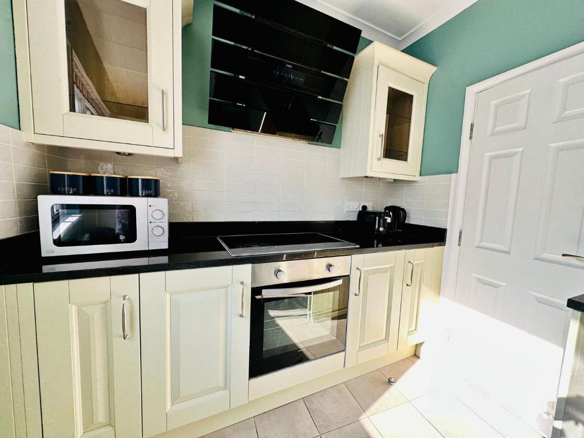 Apartment Flash Sale City Centre Seafront 3 Bedroom Flat Bn137alit *