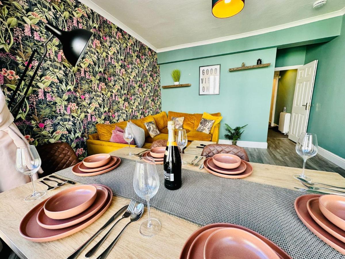 Flash Sale City Centre Seafront 3 Bedroom Flat Bn137alit Apartment *