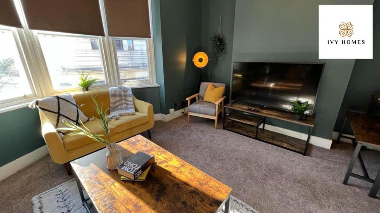 Three Bedroom Flat Next Lanes I And Shopping Center I Sleep 9 Brighton