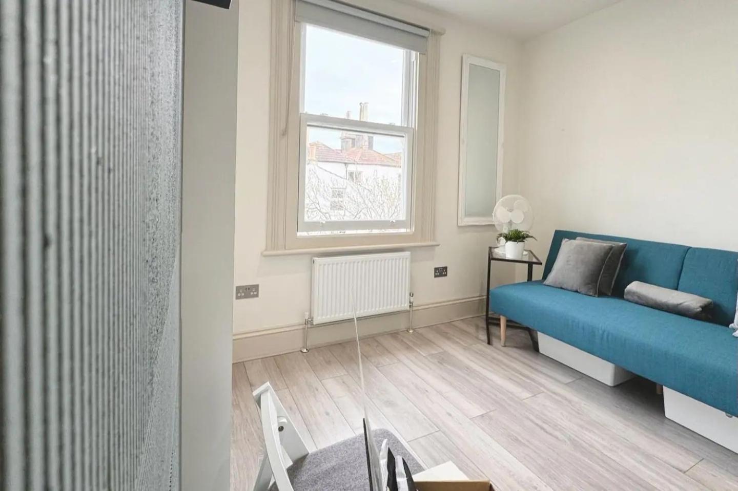 Apartment 05 Stylish Steps From Sea, Bars & Promenade Brighton